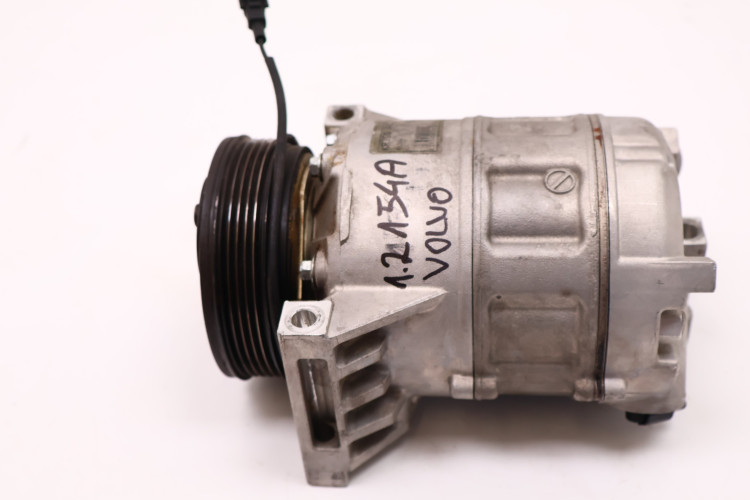 VOLVO SPRĘŻARKA KLIMATYZACJI 1.2154A