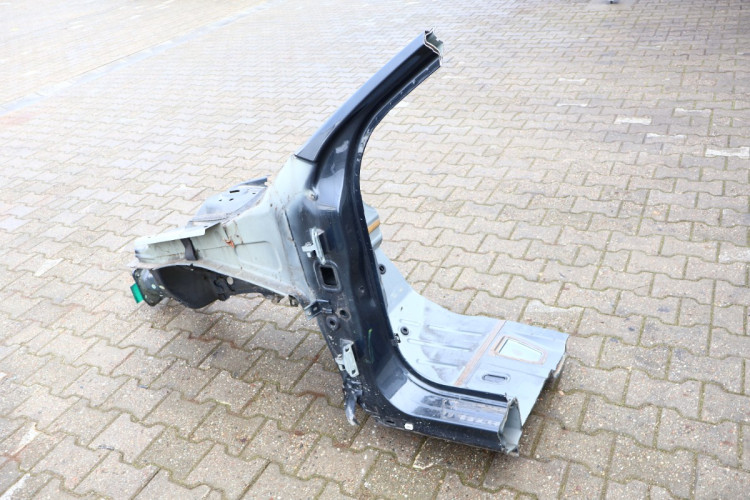 VOLVO XC60 I LIFT ĆWIARTKA LEWA PRZÓD 492-46
