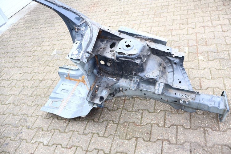 VOLVO XC60 I LIFT ĆWIARTKA LEWA PRZÓD 492-46