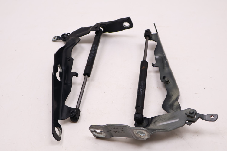 VOLVO XC60 I LIFT ZAWIASY MASKI 492-46