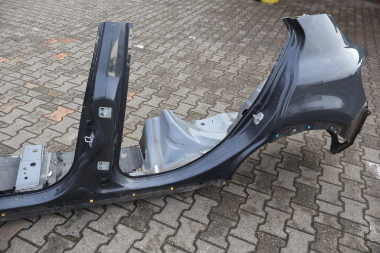 FIAT 500X ĆWIARTKA BŁOTNIK LEWA TYŁ 679