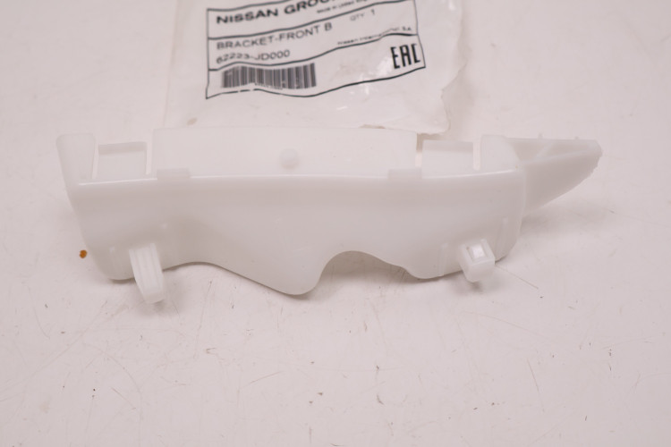 NISSAN QASHQAI J10 ŚLIZG ZDERZAKA LEWY PRZÓD 62223-JD000