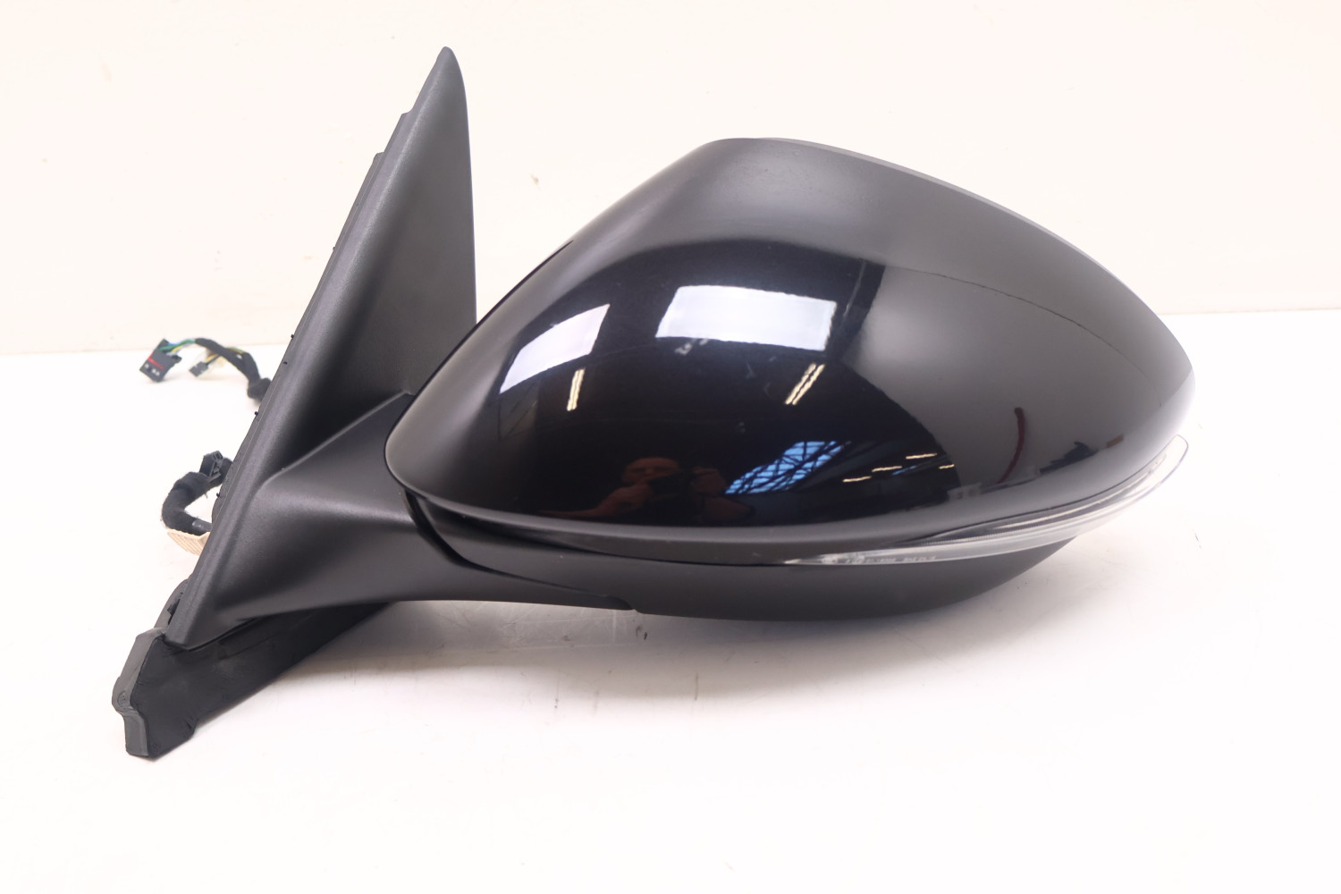 MASERATI GRECALE LUSTERKO LEWE 18 PIN