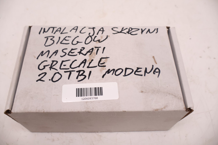 MASERATI GRECALE  2.0 MHEV INSTALACJA SKRZYNI BIEGÓW