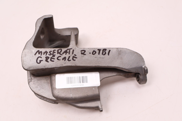MASERATI GRECALE 2.0 MHEV ŁAPA PODUSZKA SILNIKA 670221109