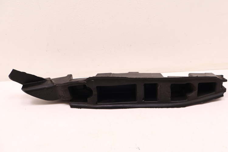MASERATI GRECALE WYGŁUSZENIE BŁOTNIKA PRAWY PRZÓD 670157929