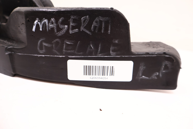 MASERATI GRECALE WYGŁUSZENIE BŁOTNIKA LEWE PRZÓD 670157933