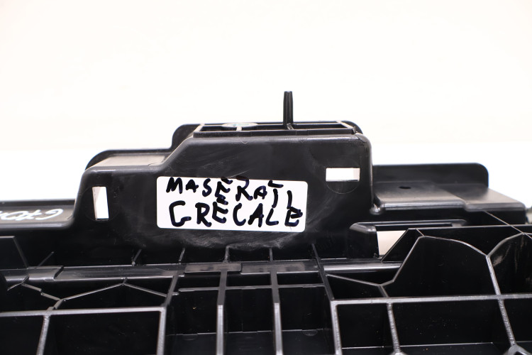 MASERATI GRECALE OSŁONA WYKŁADZIAN BAGAŻNIKA 6701973130