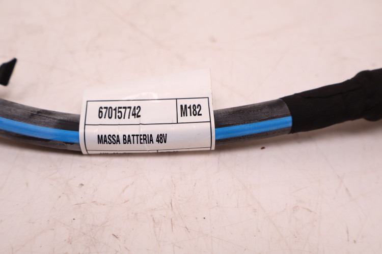 MASERATI GRECALE PRZEWÓD KLEMA MASA BATERI 670157742