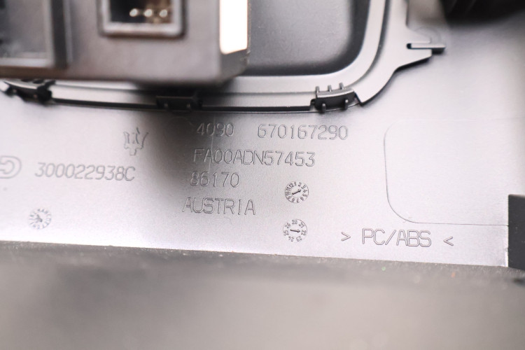 MASERATI GRECALE PANEL USB USB C 670167290