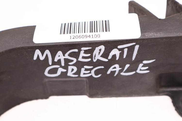 MASERATI GRECALE WYGŁUSZENIE PODSZYTBIA PRAWE