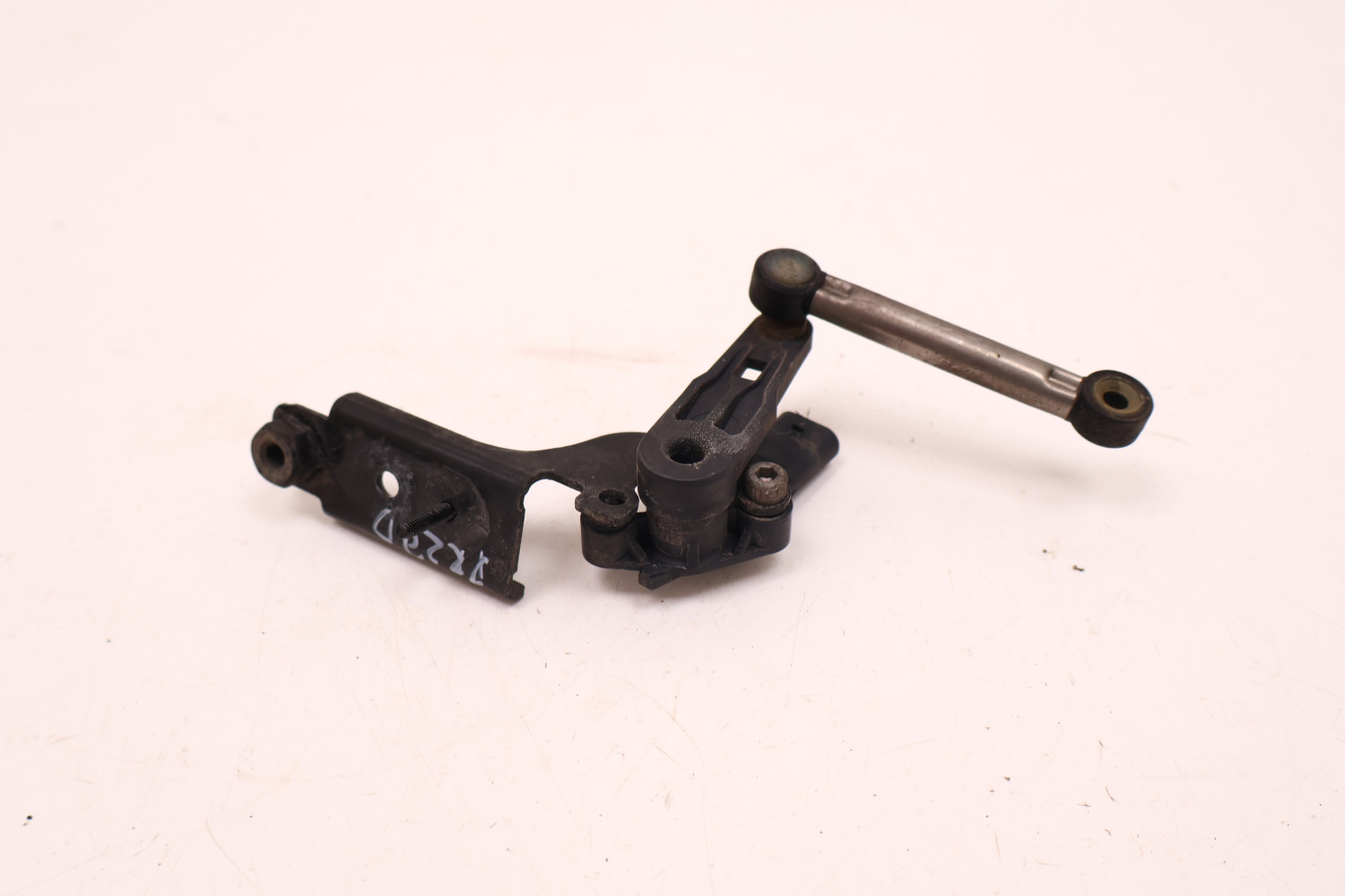 MASERATI GRECALE CZUJNIK POZIOMOWANIA ŚWIATEŁ PRZÓD 670294867