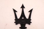 MASERATI GRECALE ZNACZEK EMBLEMAT