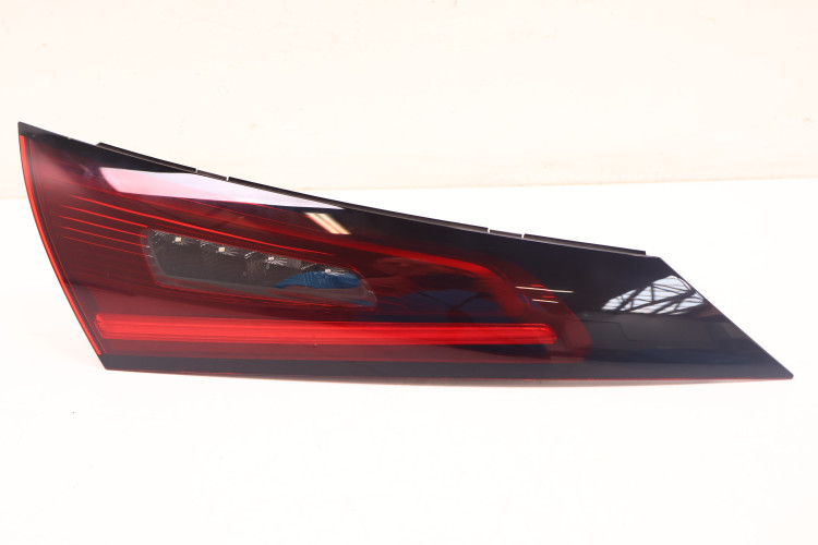 MERCEDES-BENZ CLE A236 LAMPA KLAPY BAGAŻNIKA LEWA TYŁ A2549065302
