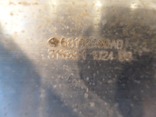 JEEP CHEROKEE KL KIEŁ STREFA ZGNIOTU PRAWA 68102990AB