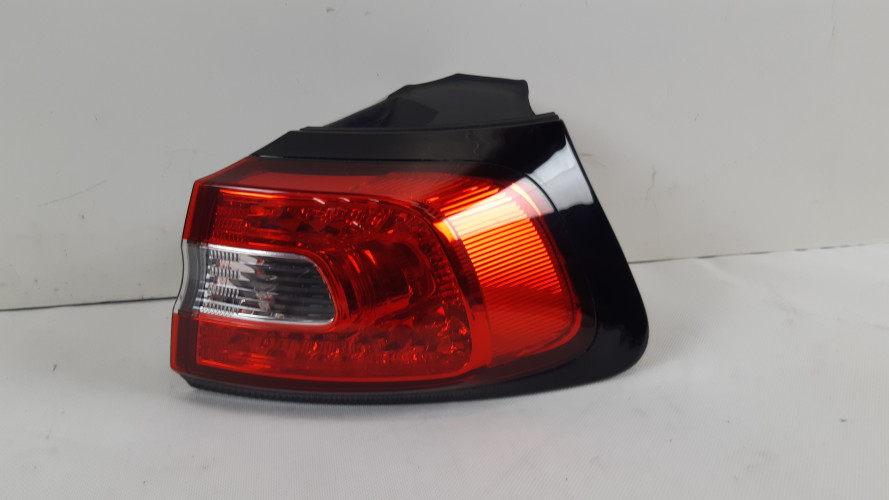 JEEP CHEROKEE KL LAMPA PRAWA TYŁ 68102908AE