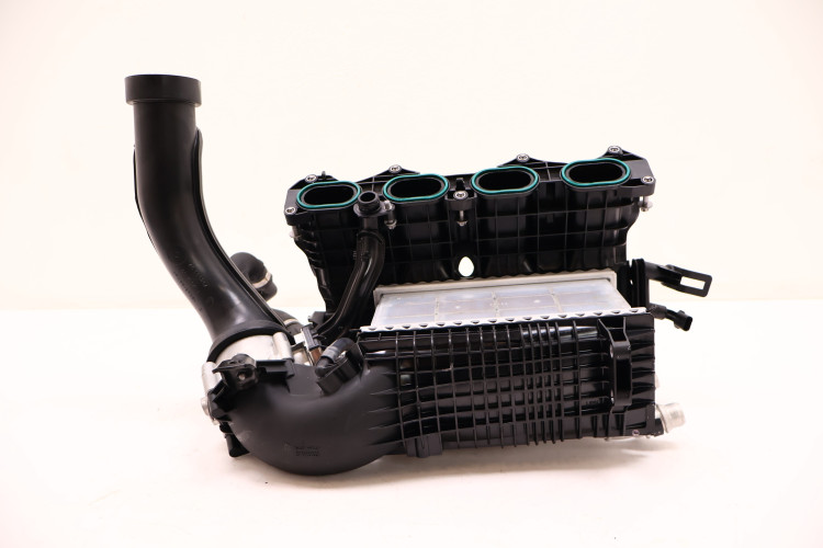 MERCEDES-BENZ CLE A236 300 4MATIC KOLEKTOR SSĄCY INTERCOOLER A2540905400