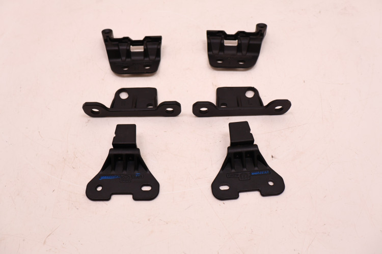 JEEP WRANGLER JL 18- ZACZEPY WSPORNIKI MOCOWANIA DACHU 68293600AA, 68305371AA, 68290477AA, 68290476AA, 68290524AA, 68290527AA