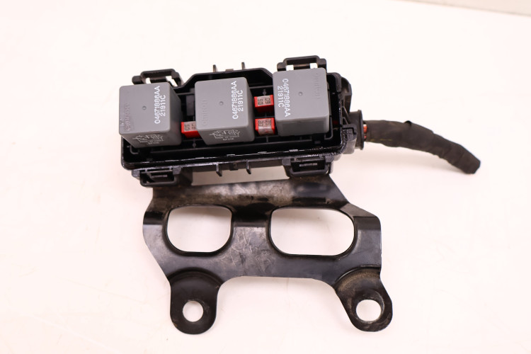 JEEP WRANGLER JL 2.2 MTJ 18- SKRZYNKA BEZPIECZNIKÓW 68302848AB