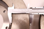 TOYOTA LAND CRUISER TARCZE HAMULCOWE PRZÓD 43512-60011