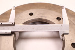 TOYOTA LAND CRUISER TARCZE HAMULCOWE PRZÓD 43512-60011