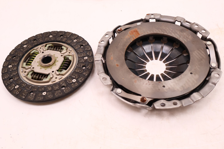 TOYOTA YARIS AURIS COROLLA SRZĘGŁO DOCISK '04008-36112