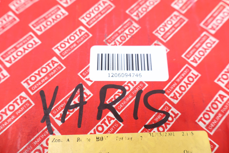 TOYOTA YARIS VITZ PLATZ DOCISK SPRZĘGŁA 31210-52010