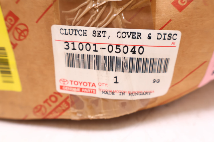 TOYOTA AVENSIS AURIS COROLLA SPRZĘGŁO DOCISK 31001-05040