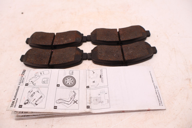 NISSAN MICRA KLOCKI HAMULCOWE PRZÓD 41060-6F626