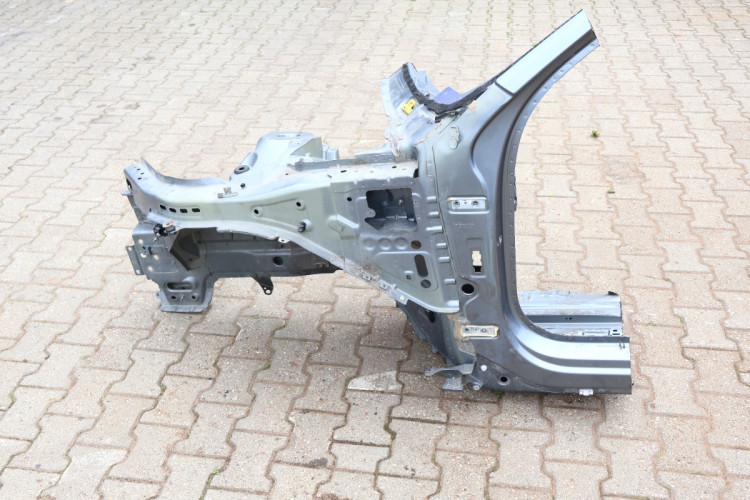 VOLVO XC60 II ĆWIARTKA LEWA PRZÓD 714
