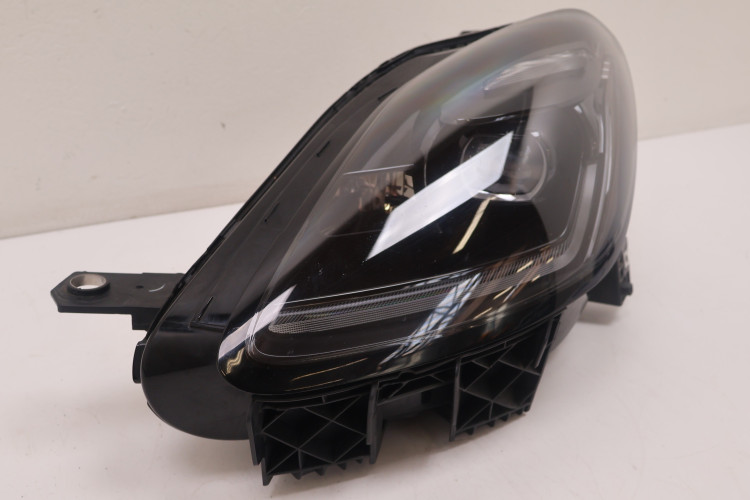 MASERATI GRECALE MODENA LAMPA LEWA PRZÓD FULL LED 6702930760