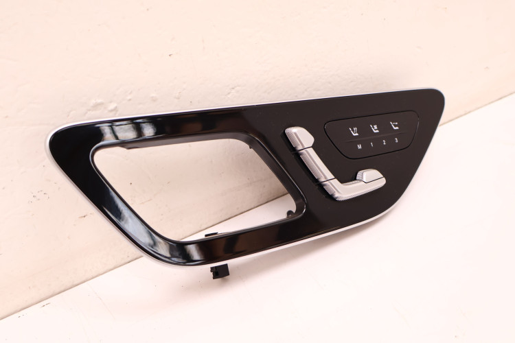 MERCEDES-BENZ CLE A236 PANEL REGULACJI FOTELA LEWY PRZÓD