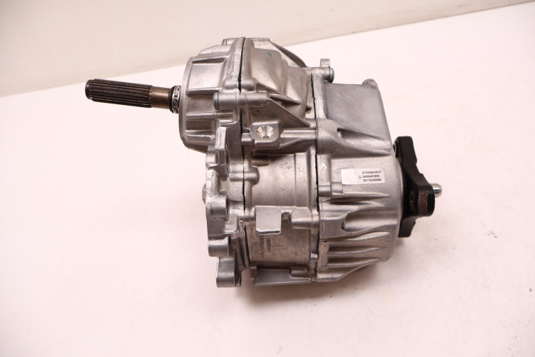 MERCEDES-BENZ CLE A236 300 4MATIC REDUKTOR DYFER MOST PRZÓD A7252804600