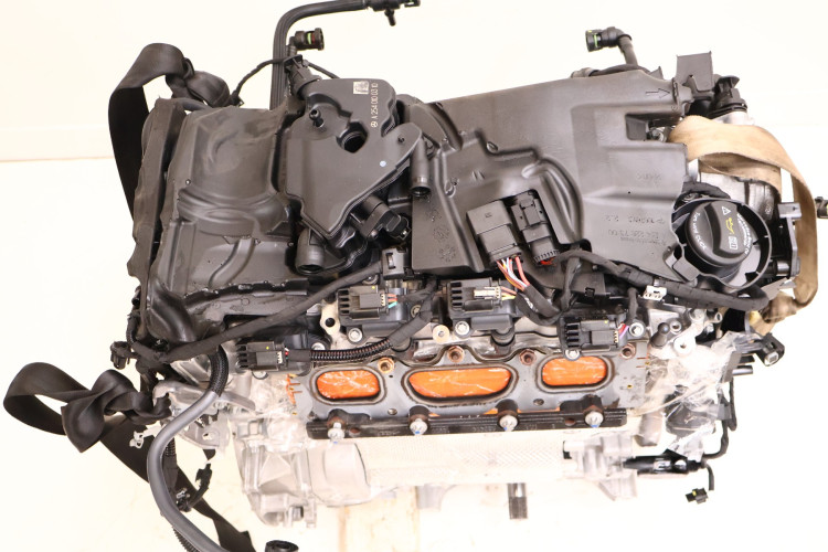 MERCEDES-BENZ CLE A236 300 4MATIC SILNIK 2.0 254920