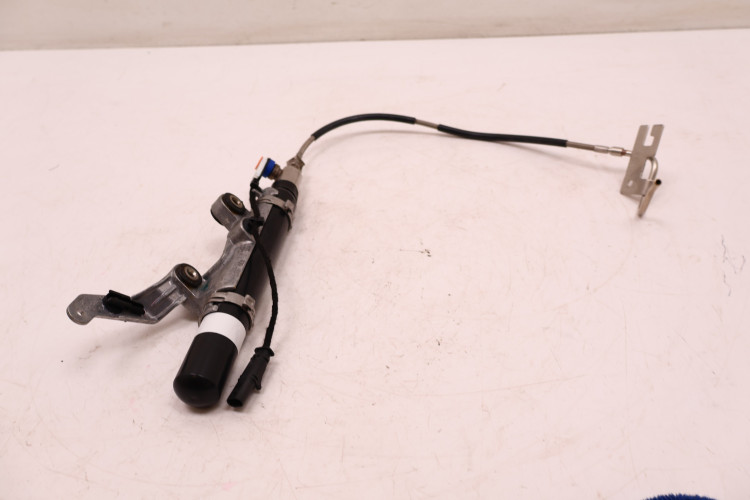 MERCEDES-BENZ CLE A236 GAŚNICA KOMORY SILNIKA A2068681300