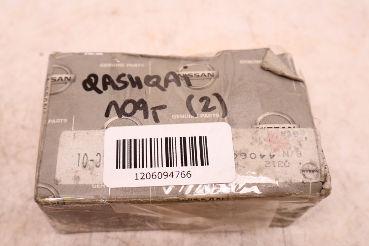 NISSAN QASHQAI KLOCKI HAMULCOWE TYŁ 44060-EG00K