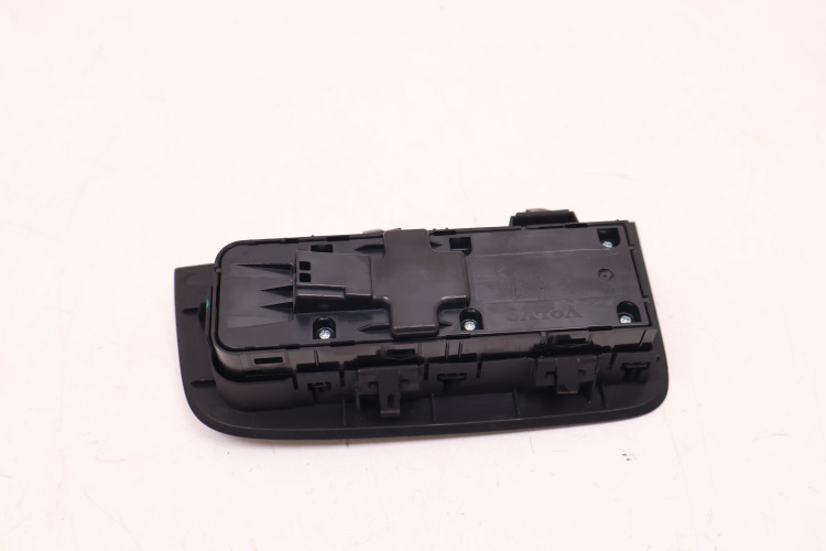 VOLVO XC60 II PRZEŁĄCZNIK PANEL SZYB