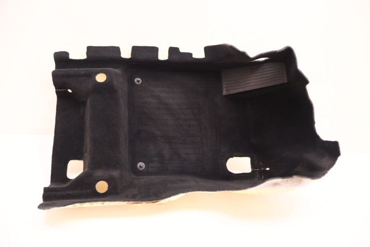 VOLVO XC60 II WYKŁADZINA KIEROWCY LEWA PRZÓD 39837771