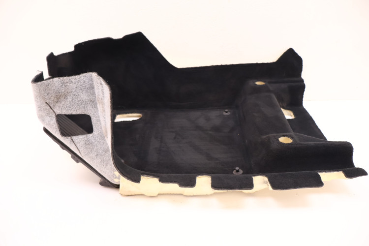 VOLVO XC60 II WYKŁADZINA KIEROWCY LEWA PRZÓD 39837771