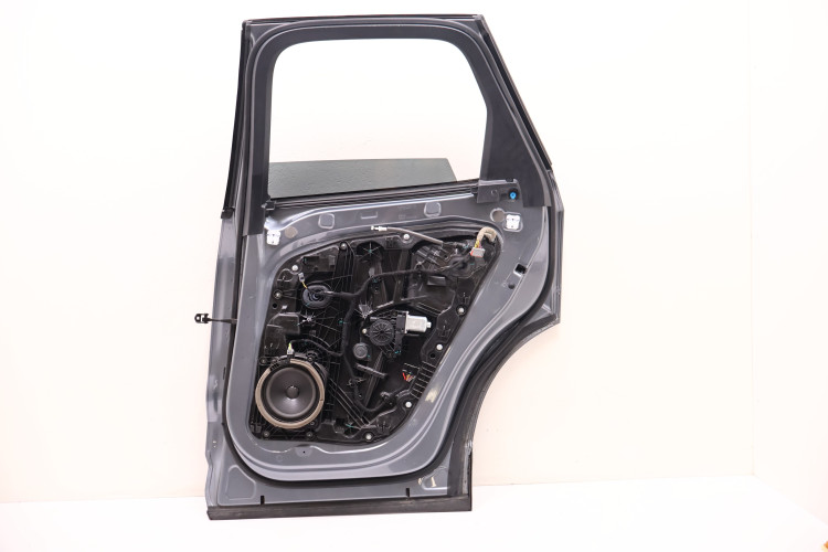 VOLVO XC60 II DRZWI PRAWE TYŁ 714