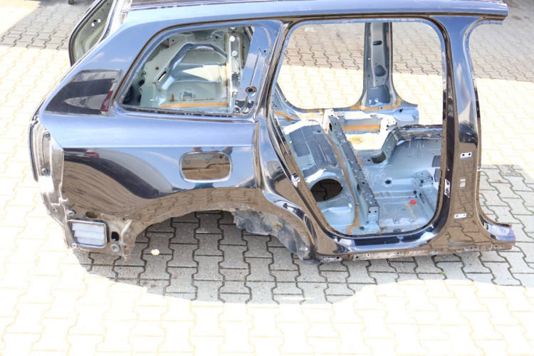 VOLVO XC90 II ĆWIARTKA KAROSERIA TYŁ BŁOTNIK PRAWY LEWY 717-46