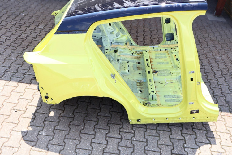 VOLVO EX30 ĆWIARTKA KAROSERIA TYŁ BŁOTNIK PRAWY LEWY 31345666