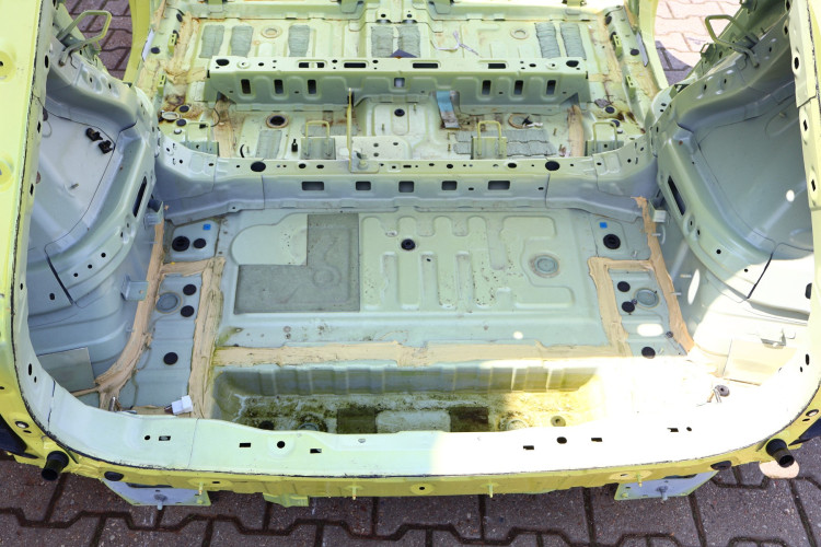 VOLVO EX30 ĆWIARTKA KAROSERIA TYŁ BŁOTNIK PRAWY LEWY 31345666