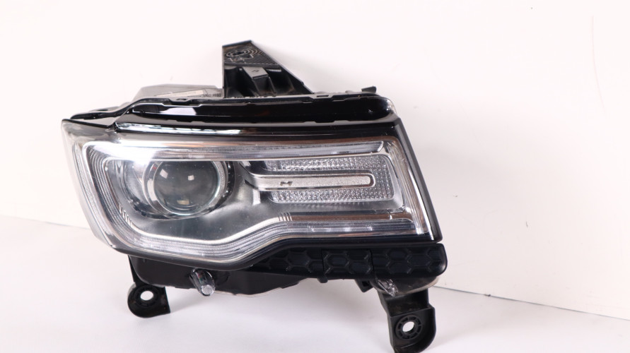 JEEP GRAND CHEROKEE WK2 LAMPA PRAWA PRZÓD 68144704AC