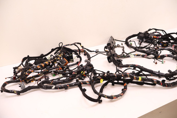 VOLVO XC60 II 2.0 T8 WIĄZKA INSTALACJA KABINY