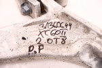 VOLVO XC60 II 2.0 T8 WAHACZ PRAWY PRZÓD 31360644