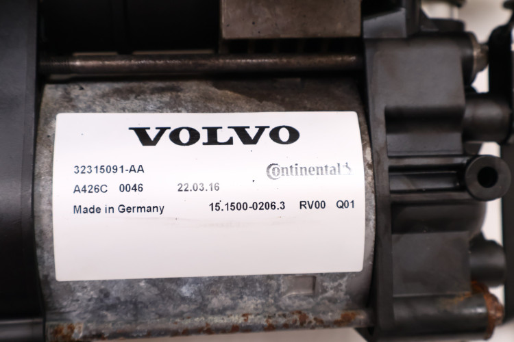 VOLVO XC60 II 2.0 T8 KOMPRESOR ZAWIESZENIA 32315091