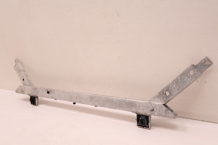 VOLVO XC60 II BELKA WZMOCNIENIE PASA PRZEDNIEGO 31424561