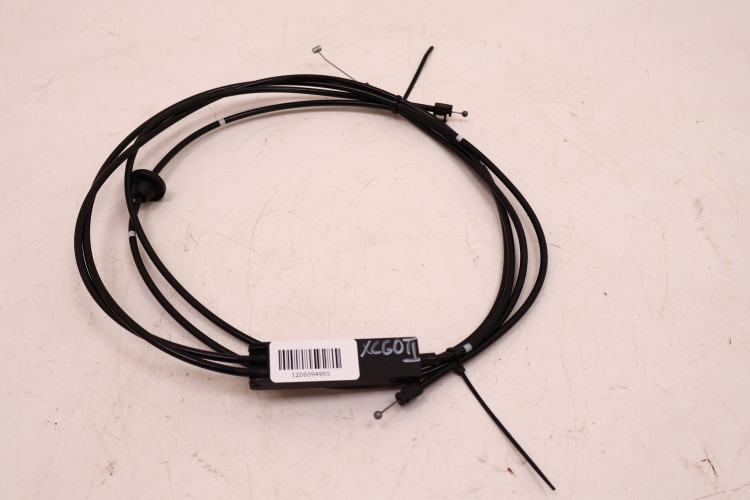 VOLVO XC60 II LINKA CIĘGNO MASKI 31688727