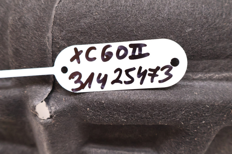 VOLVO XC60 II NADKOLE LEWE TYŁ 31425473